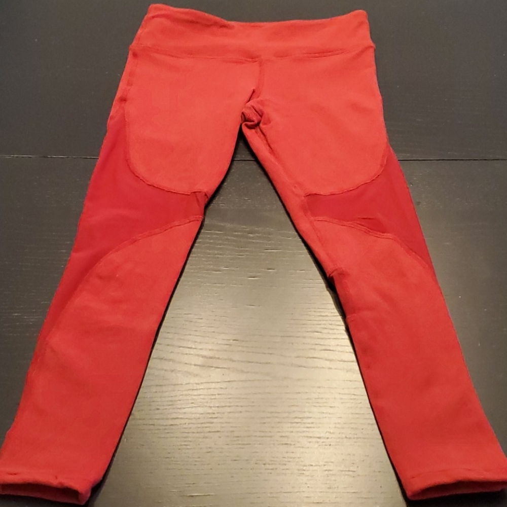 Red Alo Yoga leggings
